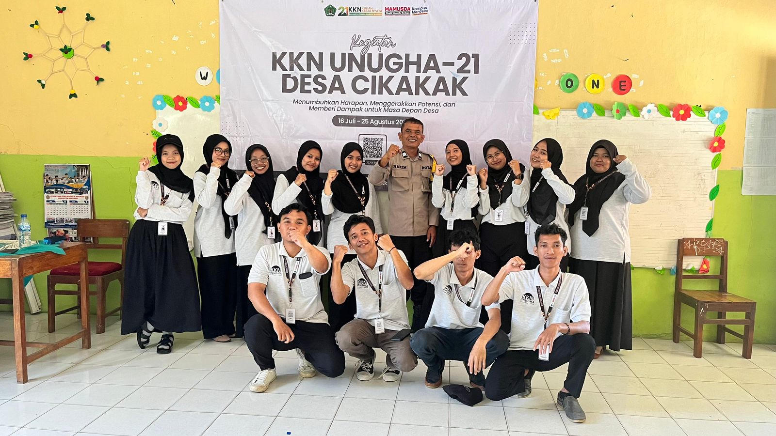 Cegah Bullying Sejak Dini, KKN 21 UNUGHA dan Kapolsek Sosialisasi di SDN 2 Cikakak Cegah Bullying Sejak Dini, KKN 21 UNUGHA dan Kapolsek Sosialisasi di SDN 2 Cikakak