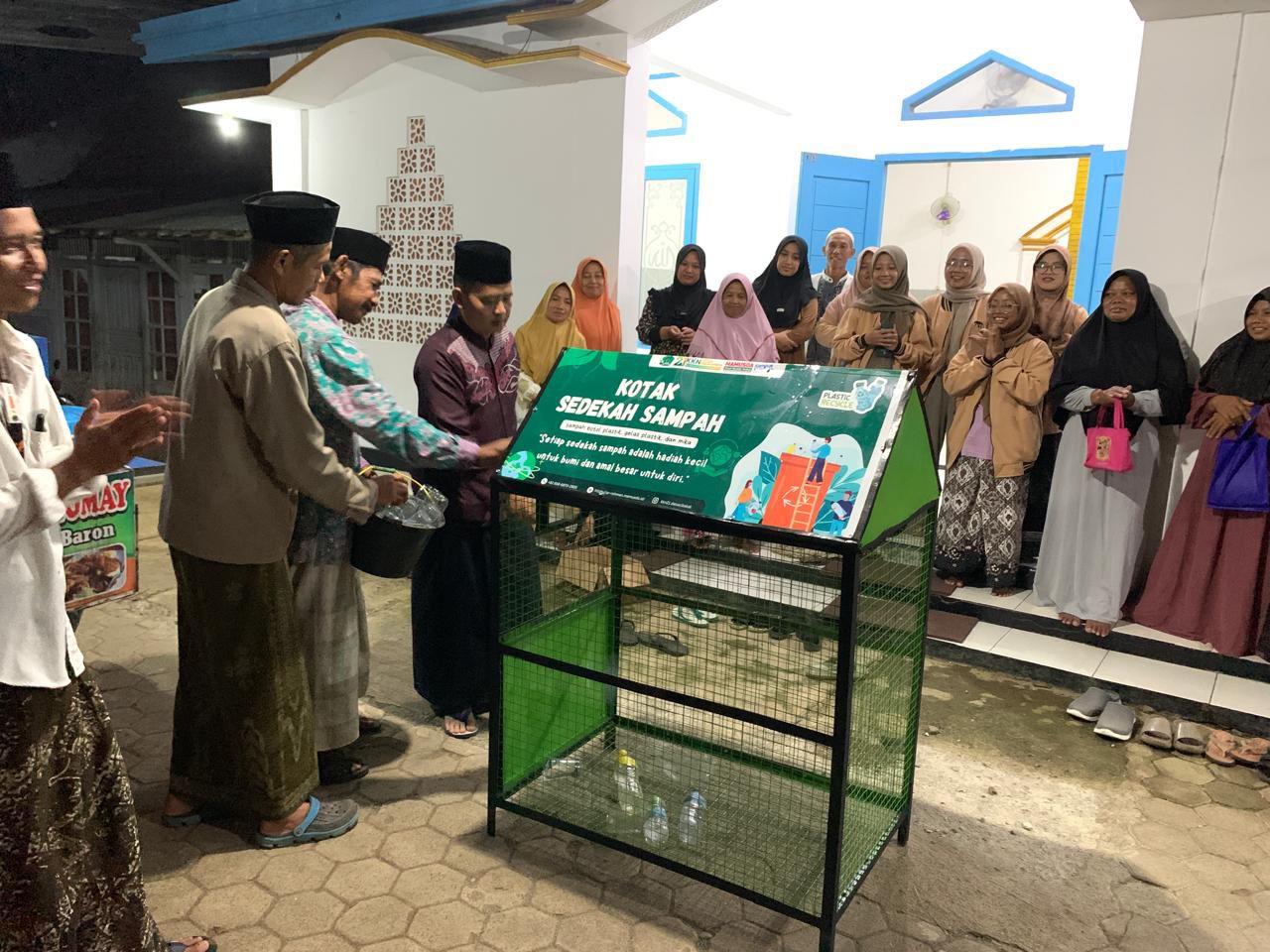 Peresmian Sedekah Sampah di Masjid Ar-Rohman Cikakak